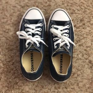 Navy Blue low top converse